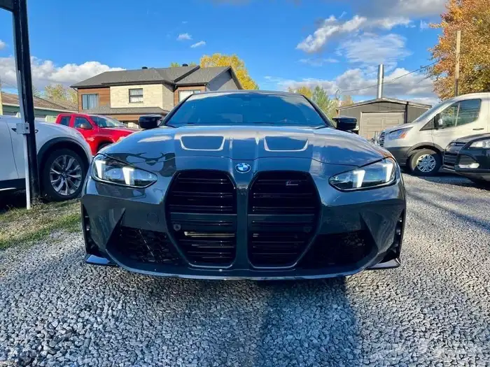 للبيع BMW - M4 - competition موديل 2025 شبه اصفار كنديه 1
