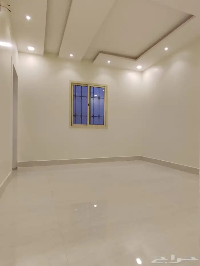 فيلا للإيجار حي العارض 1