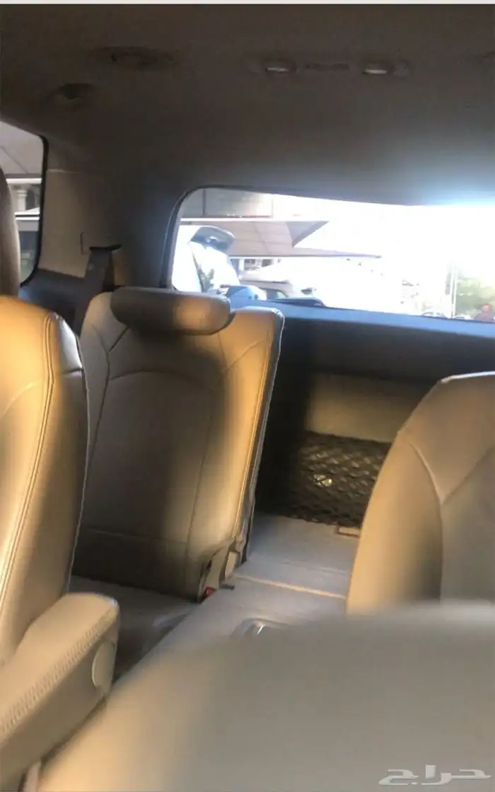 GMC Acadia SLT فل كامل 2011 4