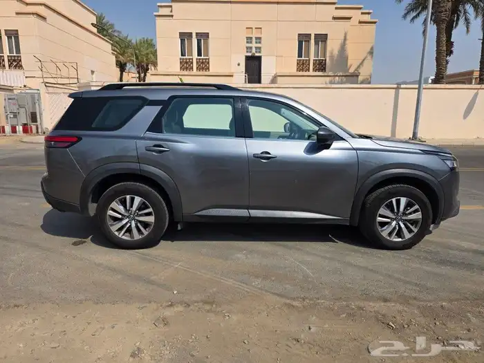 للبيع نيسان باثفندر 2022 V6 بودي وكالة 5