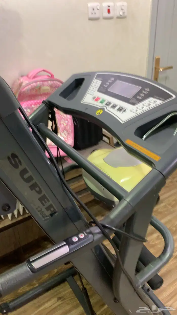 سير مشي نظيف شركة SUPEA 0