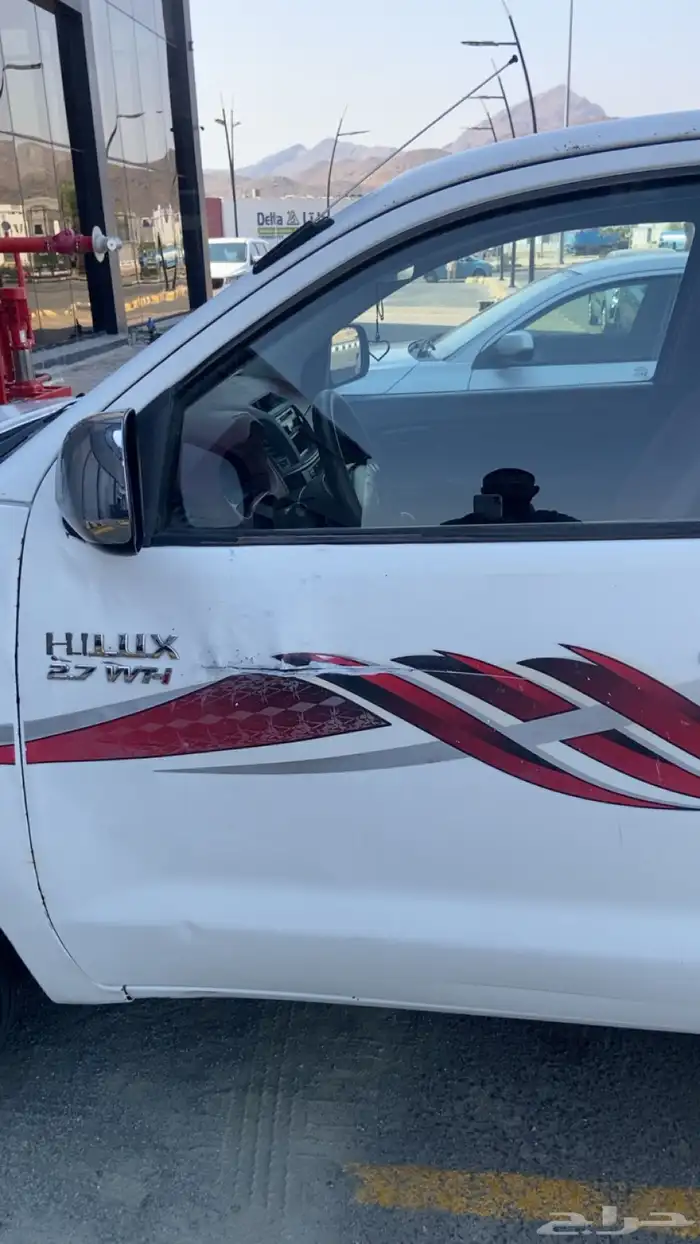 للبيع هايلوكس الموديل 2013 5