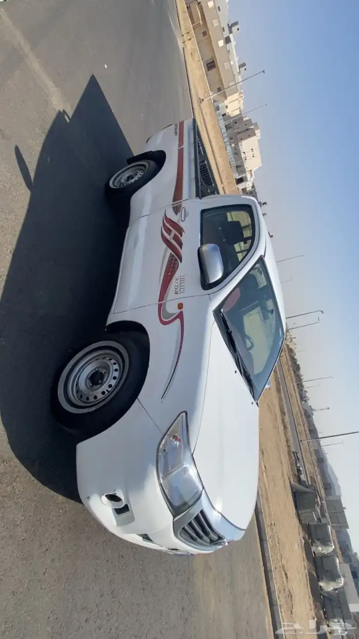 للبيع هايلوكس الموديل 2013 16