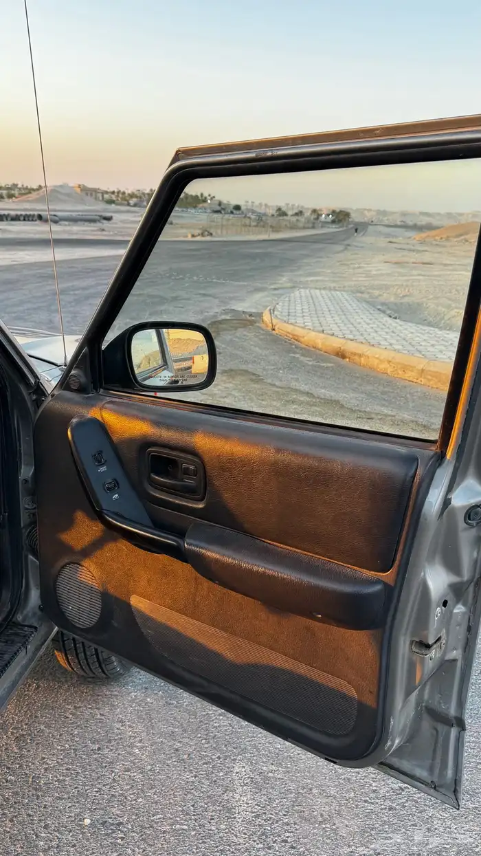 جيب شروكي للبيع 10