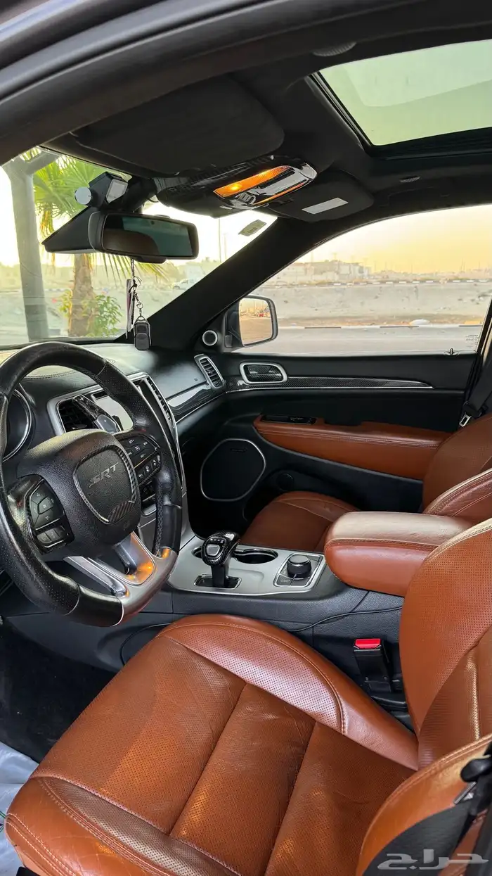 قراند شروكي srt 2015 3