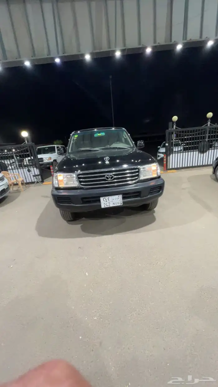 لاندكروزر تويوتا 1