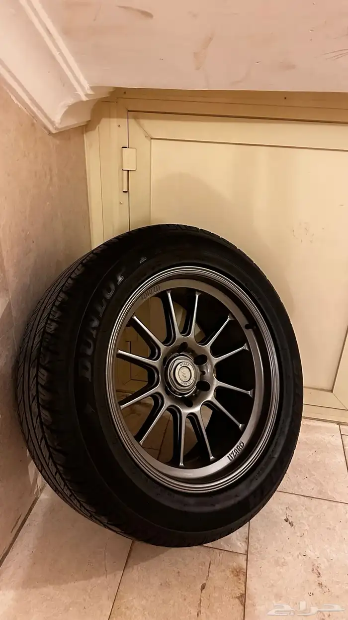 جنوط ليزرد مع كفراتها للبيع 2