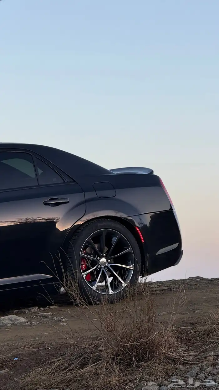 كرايسلر V8 (S) 2015 10