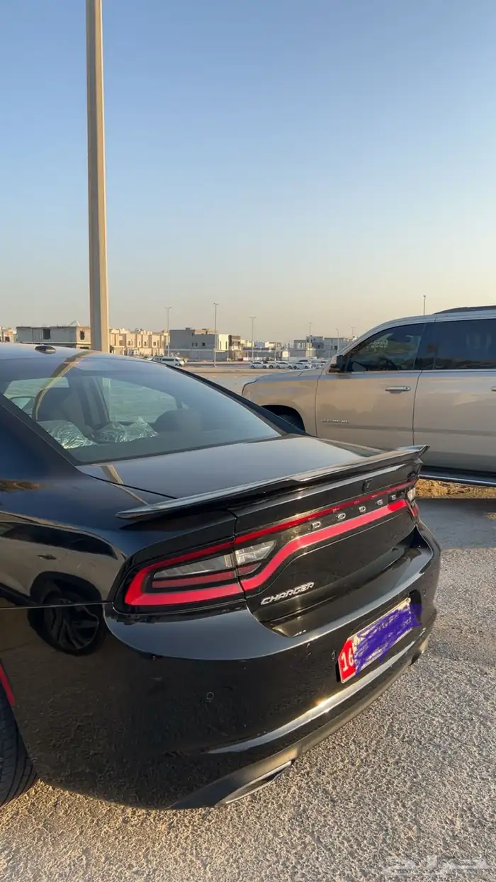 تشارجر 2022 لوحات اماراتية 2