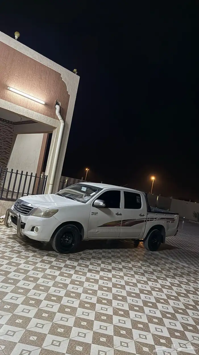 هايلوكس 2012 1