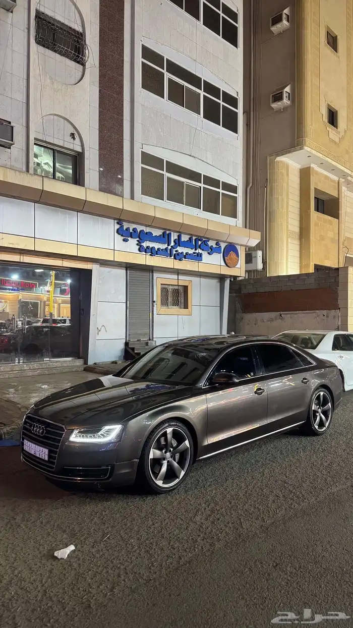 اودي ايه 8 2015 10
