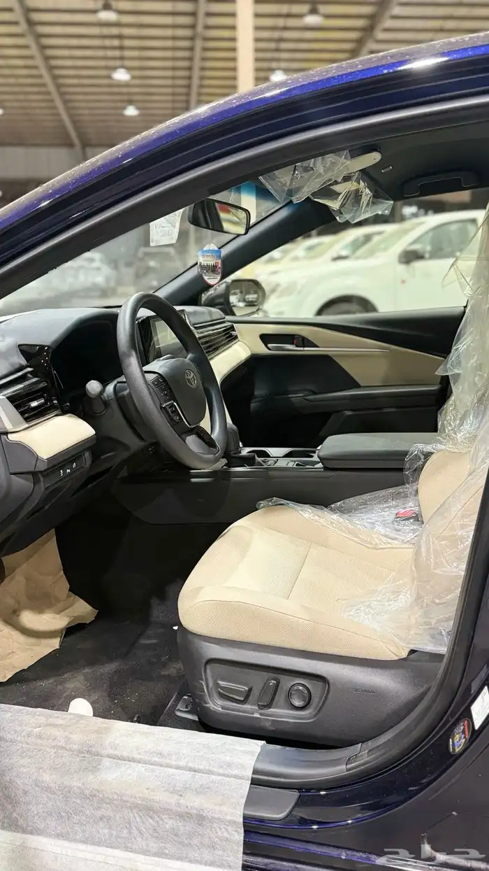 تويوتا كامري E بنزين 2025 وارد الوكيل كحلي 8