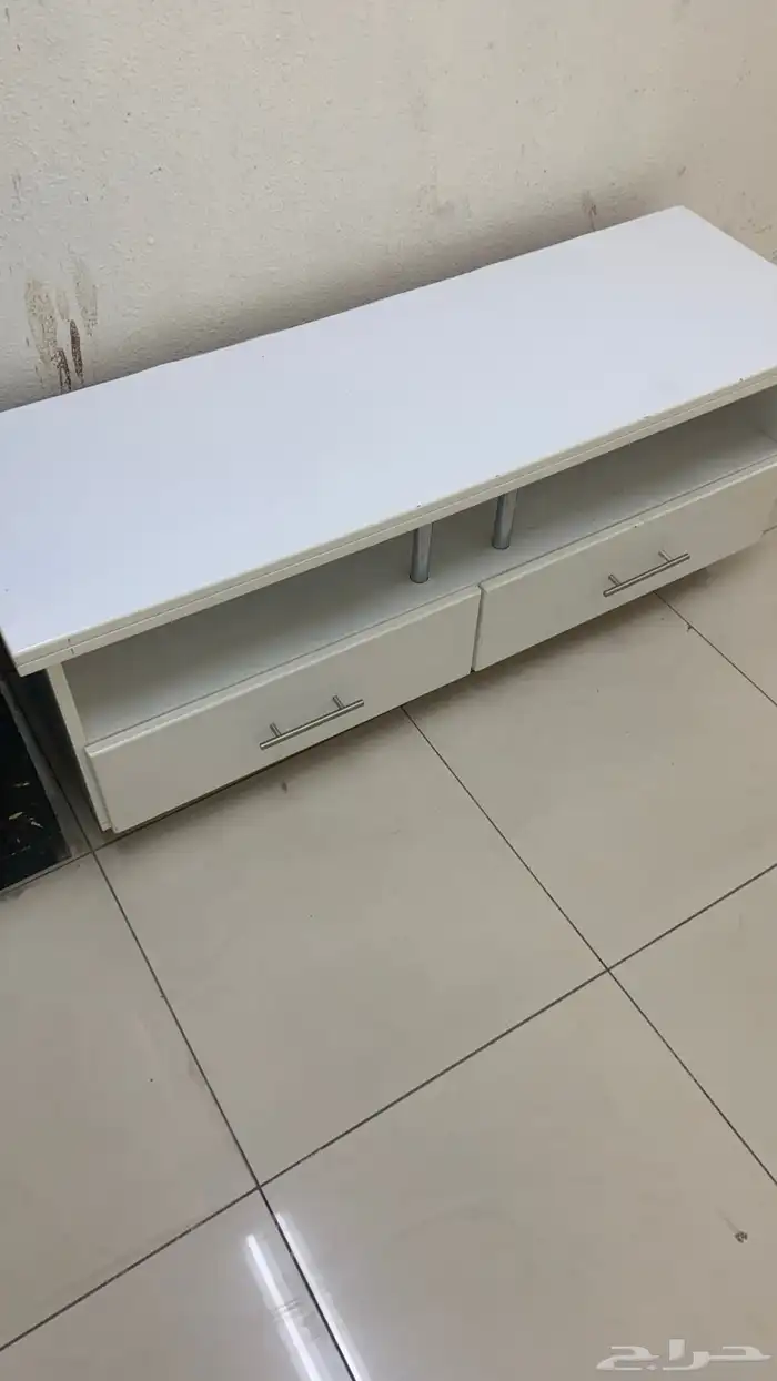 طاولة تلفزيون 0