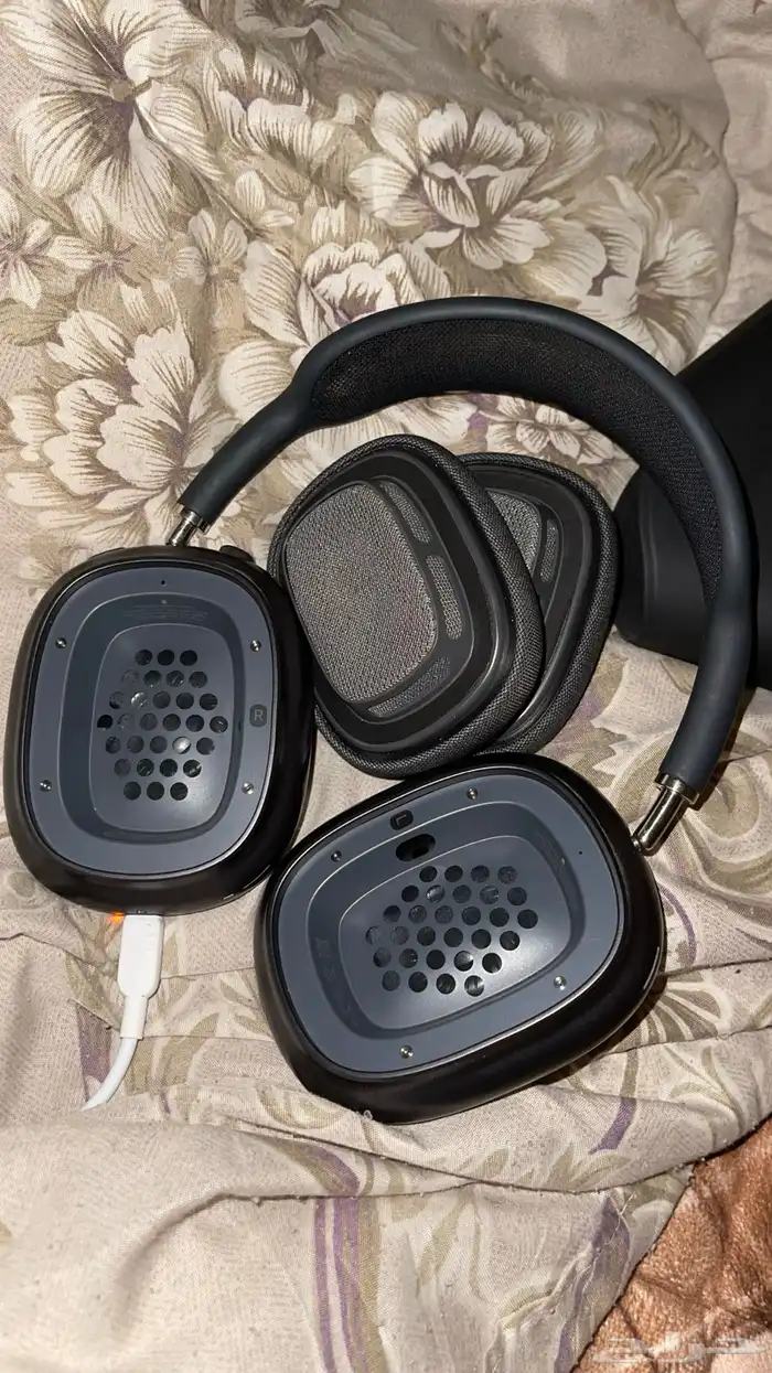 AirPods max ايربود ماكس 0