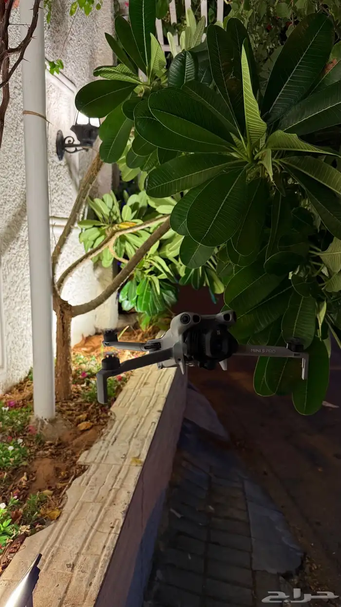 درون Dji 5 كومبو بلس 5