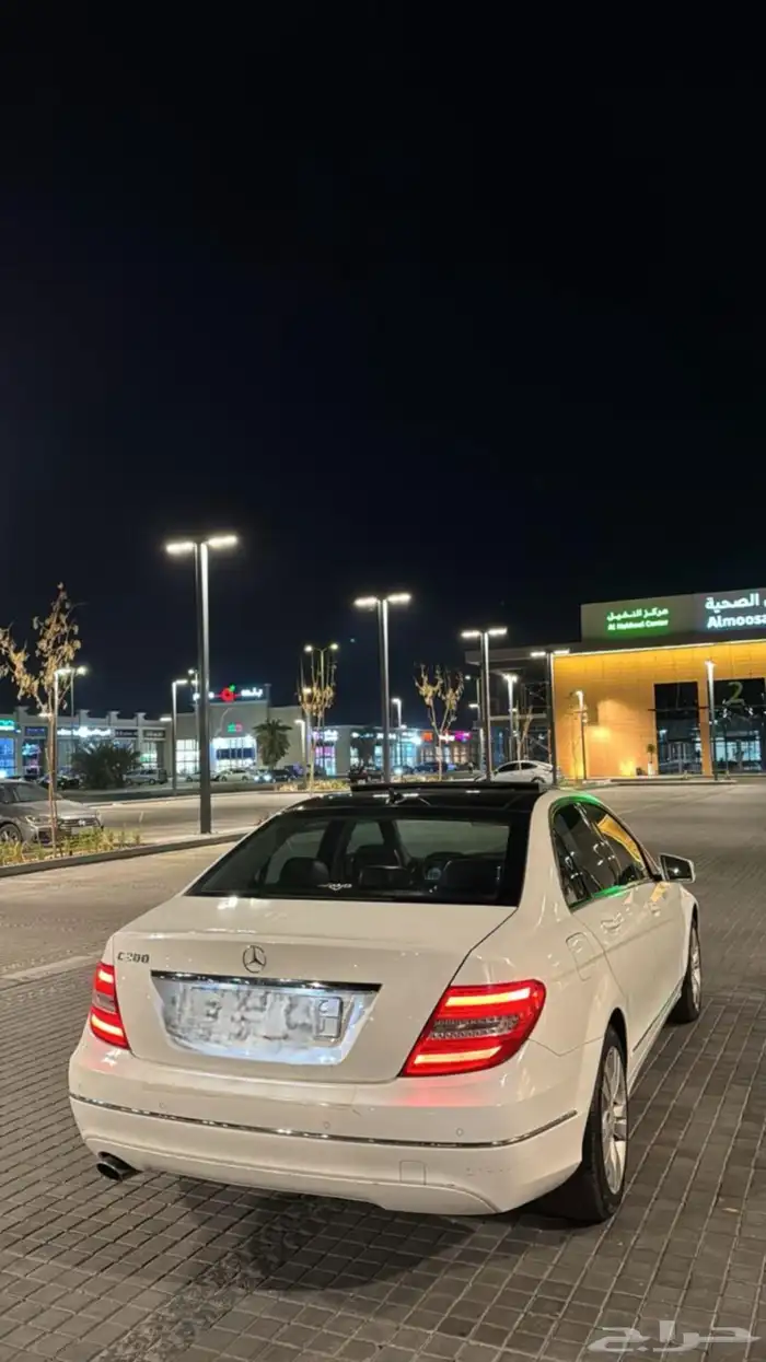مرسيدسc200اول مالك 12