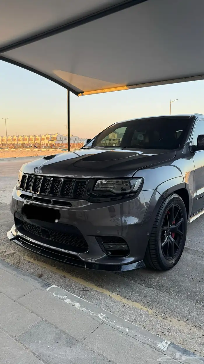 قراند شروكي srt 2015 2