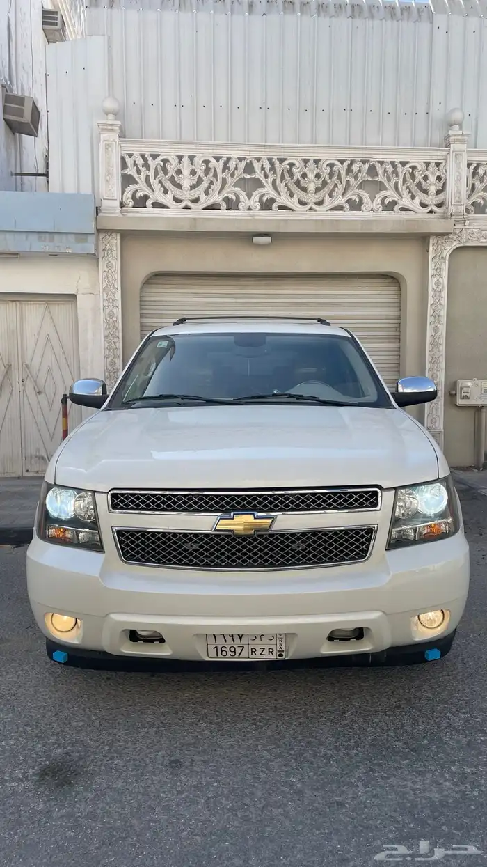 تاهو ltz فل كامل نضيف جدا  ممشى 250 كيلو فقط 0