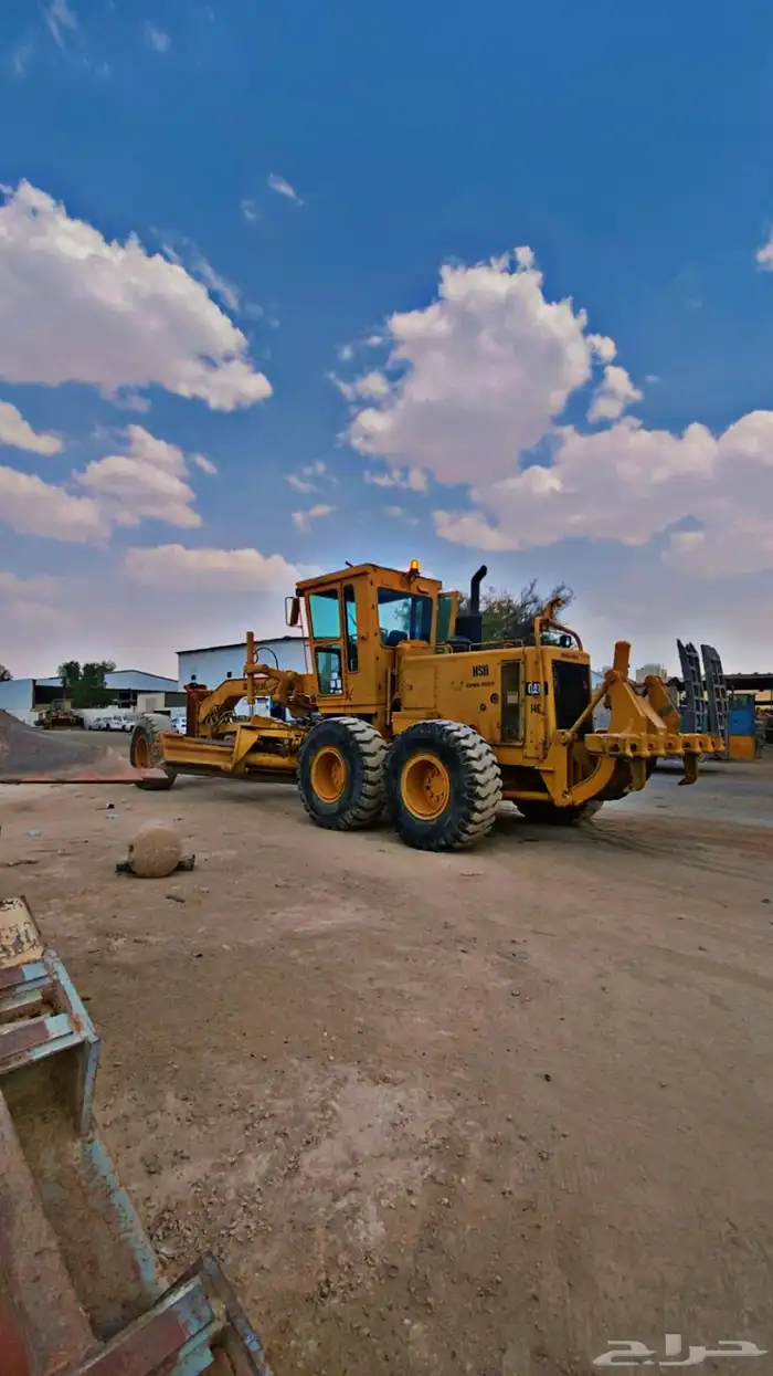 جريدر كريدر قريدر جي سي بي عرجاء JCB للايجار 2