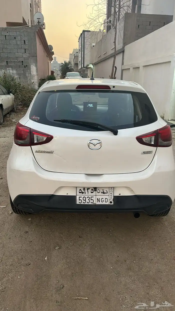 مازدا هاتشباك 2