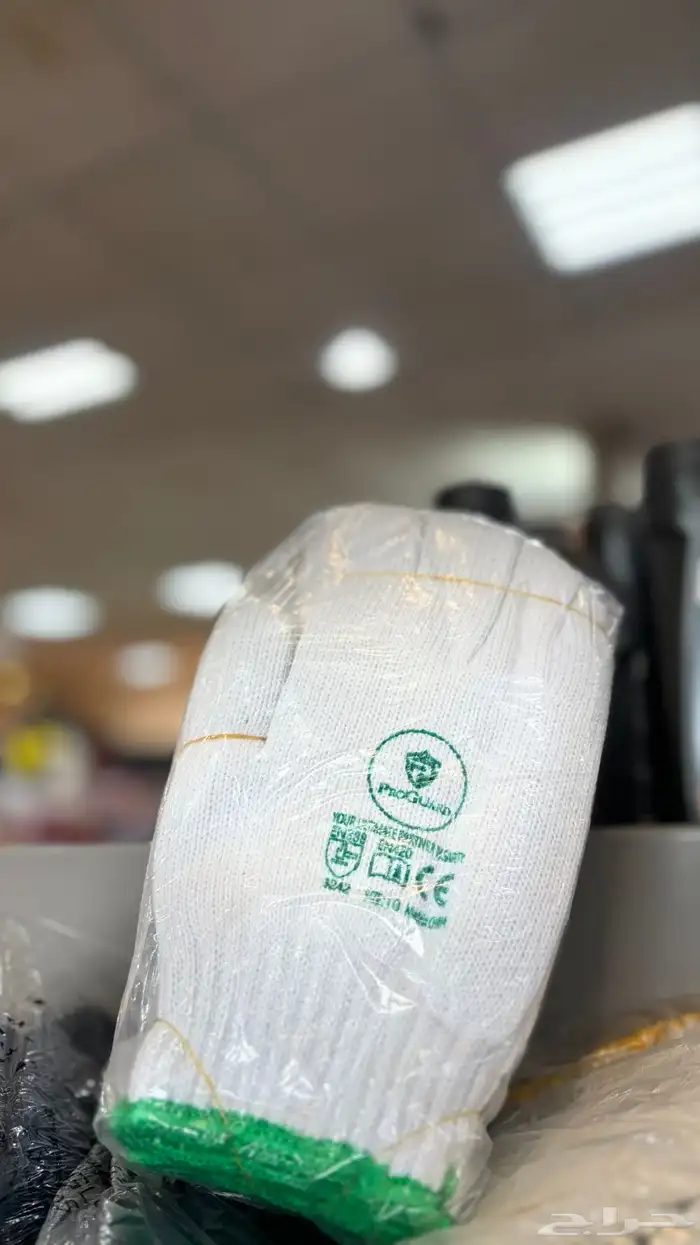 حواجز بلاستيك أقماع بلاستيك بسعر المصنع و بحسب الكمية 24