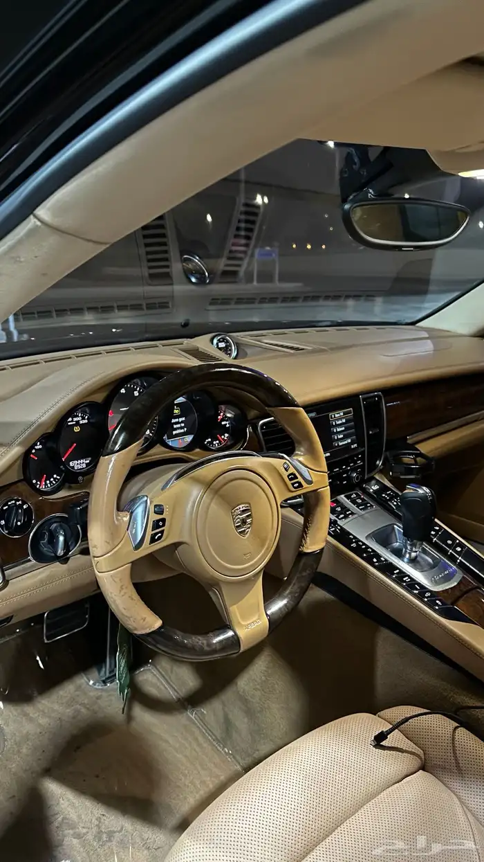 بورش بانميرا 10