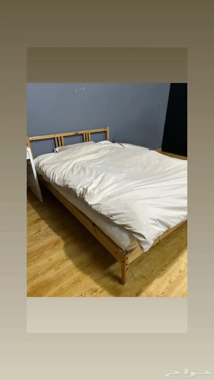 سرير مزدوج لون خشبي 1