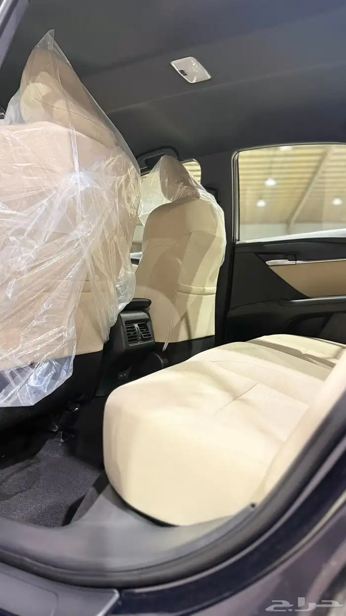 تويوتا كامري E بنزين 2025 وارد الوكيل كحلي 9