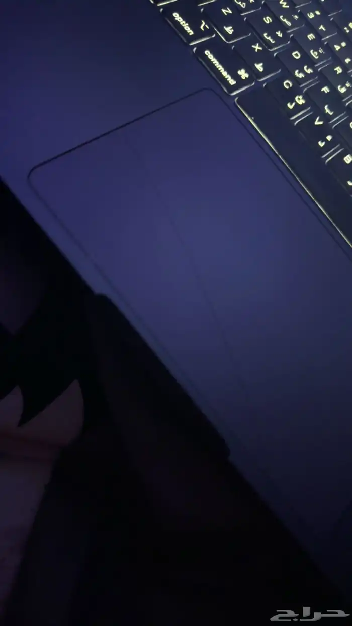 ماك بوك اير ام 2 8