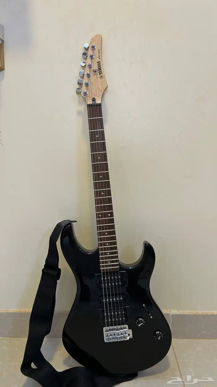 قيتار كهربائي ياماها Yamaha EG-112GPII مع كل اغراضه 0