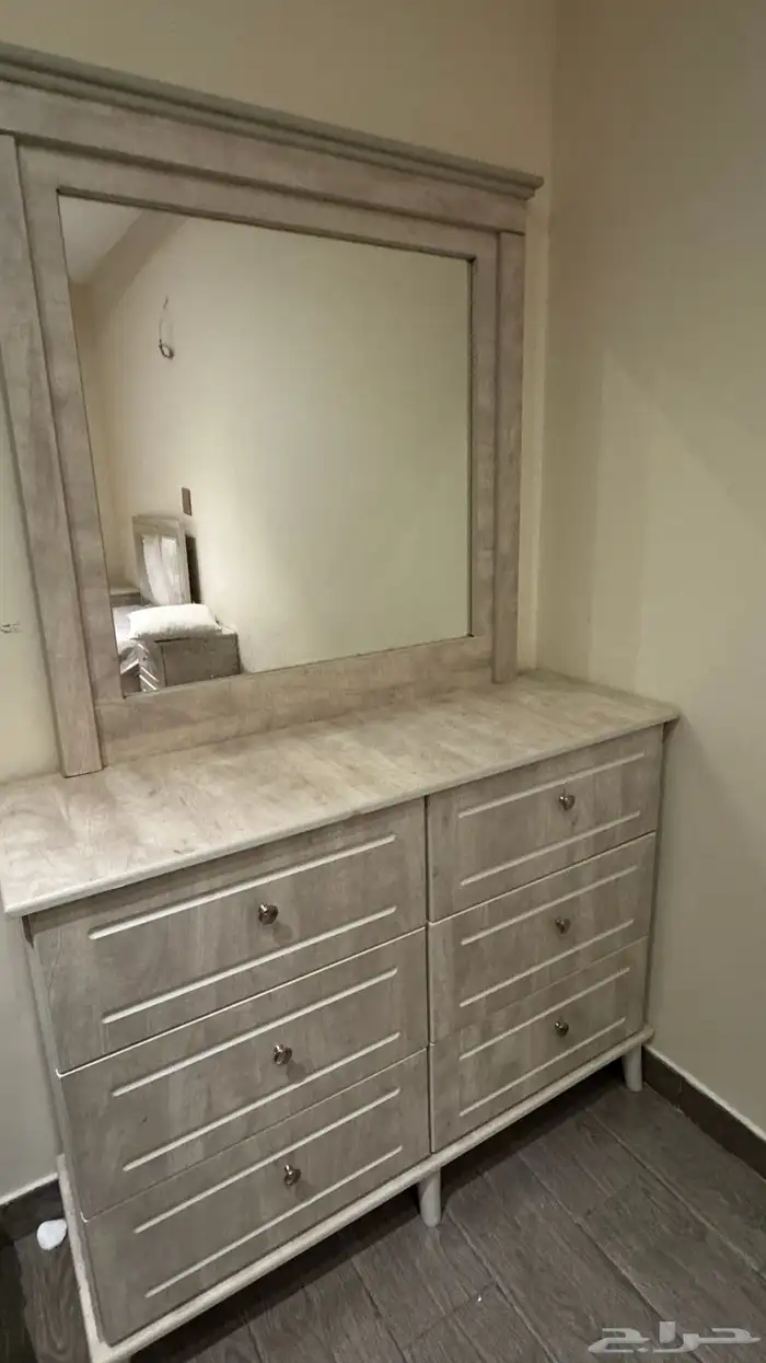 غرفه كامله استعمال نظيف للبيع 2