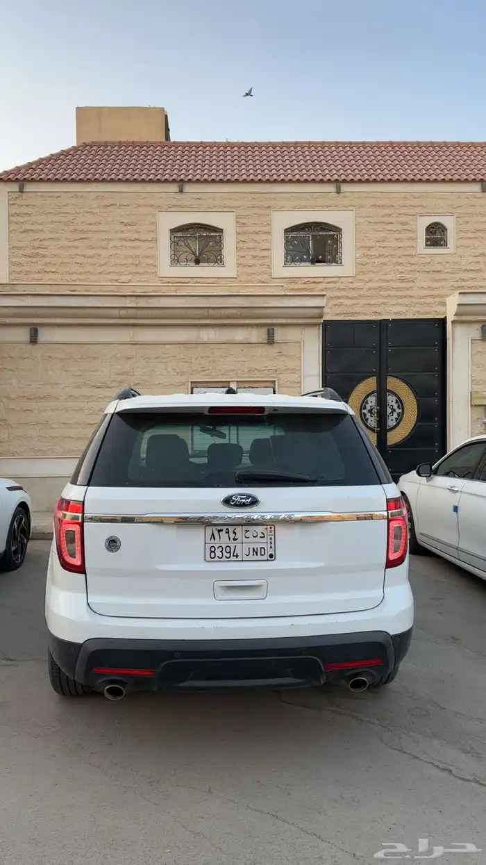 فورد اكسبلور للبيع 3
