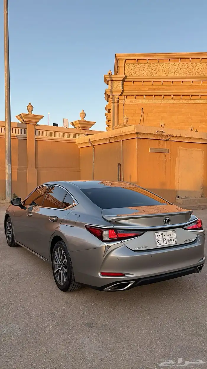 لكزس 350 ES 3