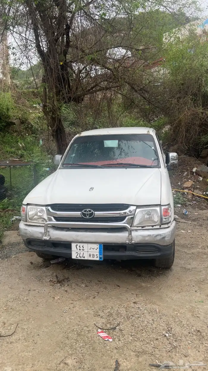 سيارة تويوتا موديل 2005للبيع 3