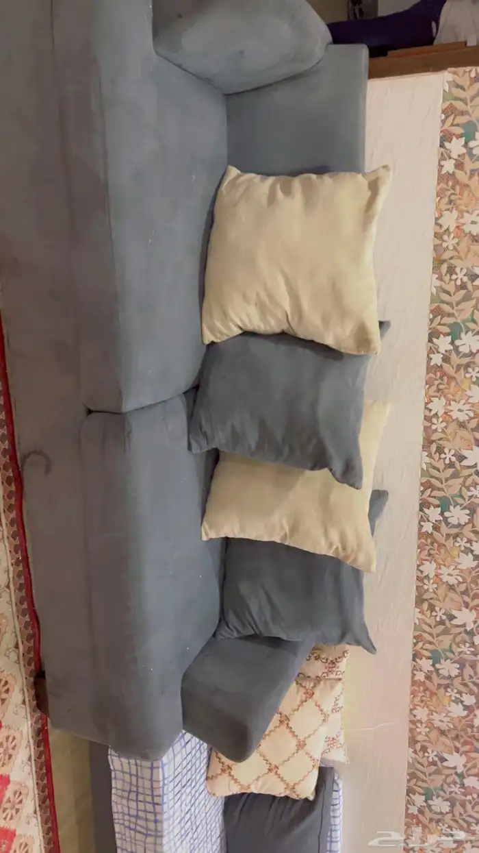 كنبتين لوجه الله للمحتاجينها للجادين 0