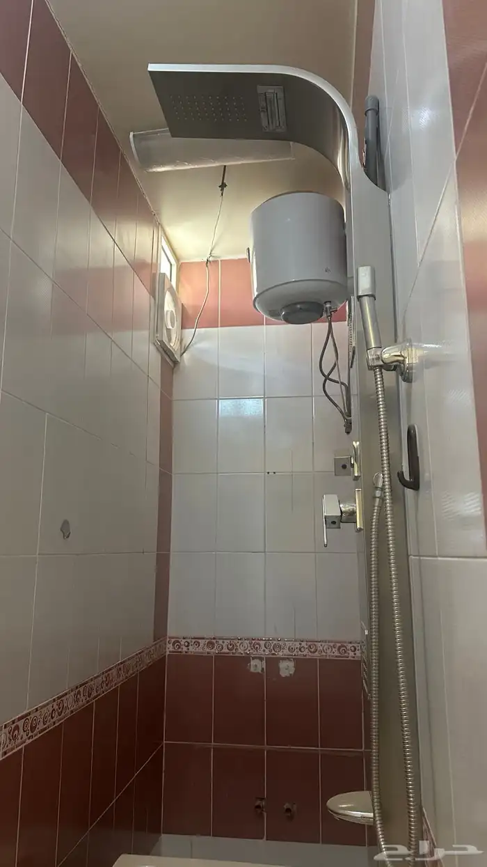 سخان و بانيو وشاور دش ستيل جداري 5