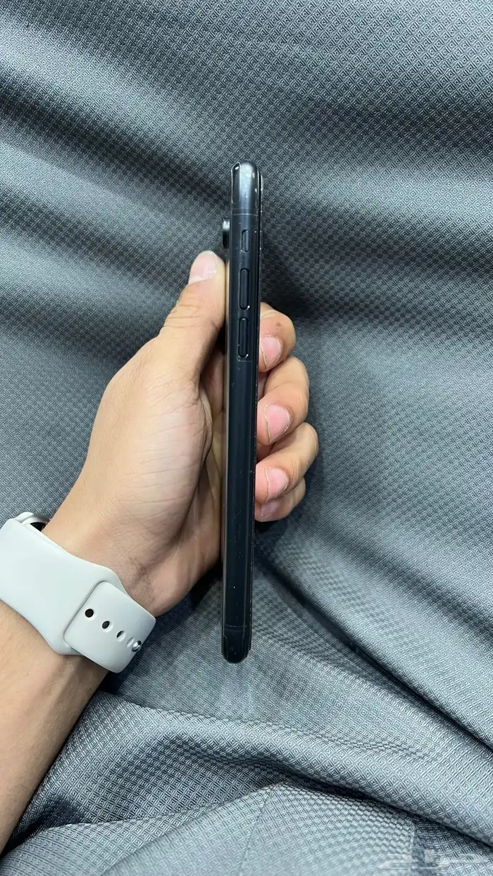 ايفون اكس ار نظيف 6