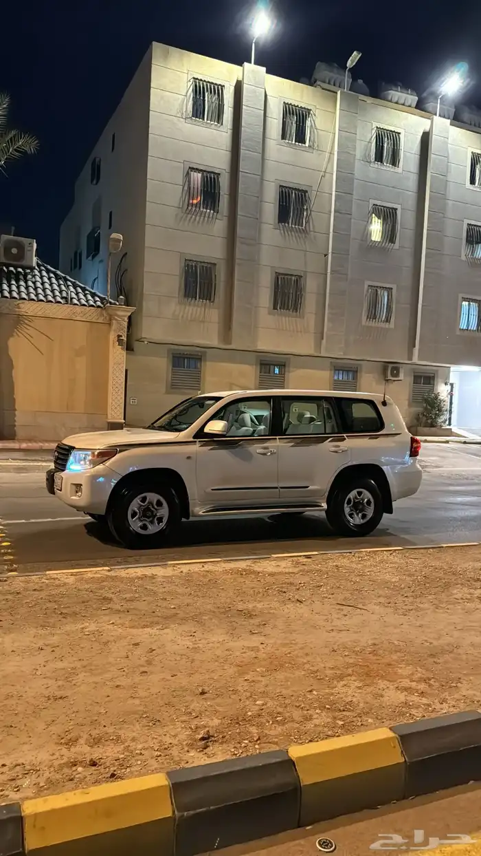 لاندكروزر 2009 7