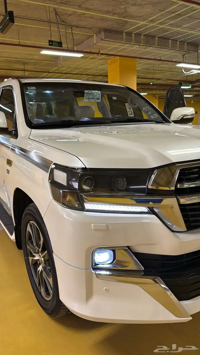لاندكروزر vxr 2017 مكينه 5.7 19