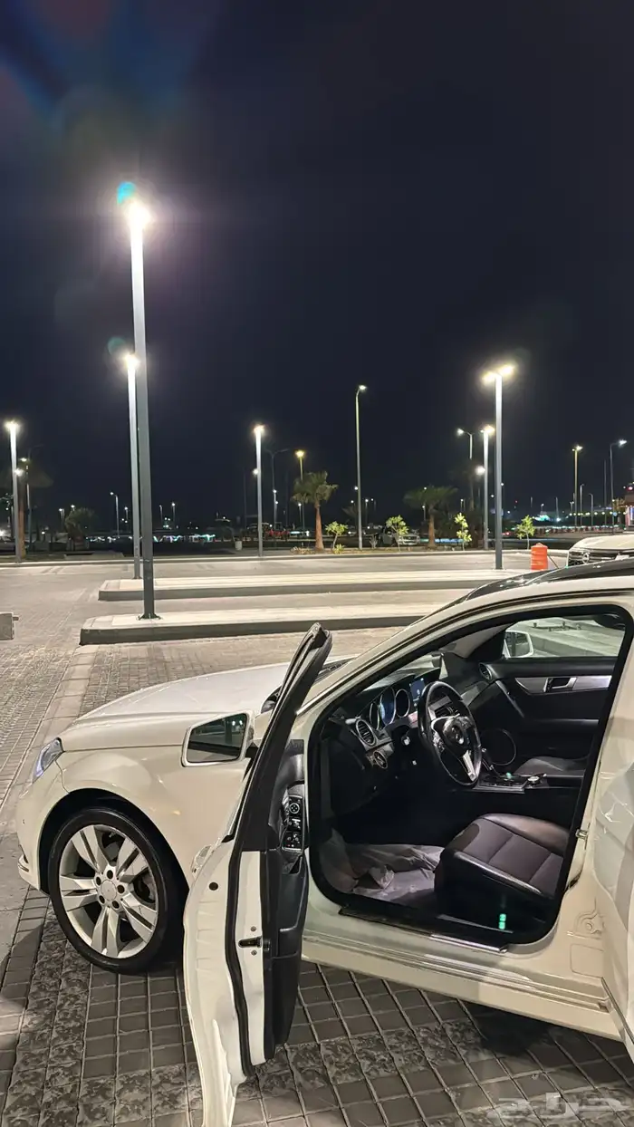 مرسيدسc200اول مالك 16