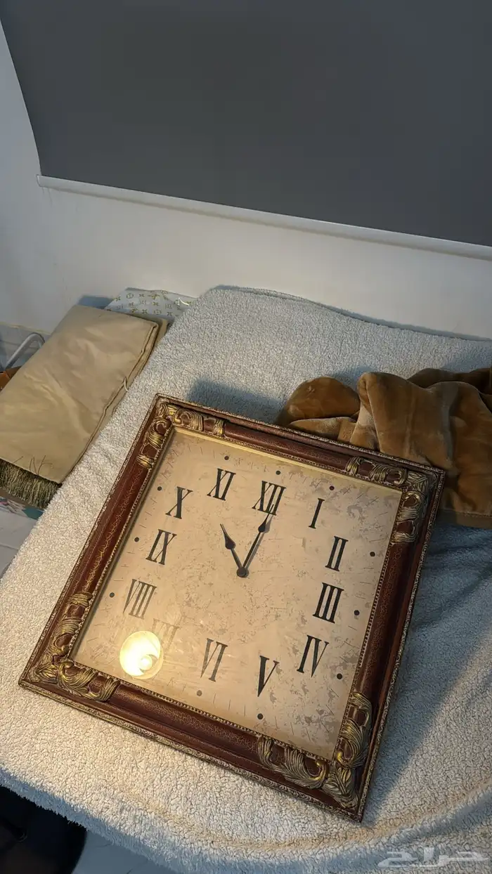 لوحات فنتج كلاسيك قديمة و ساعة باريس 2