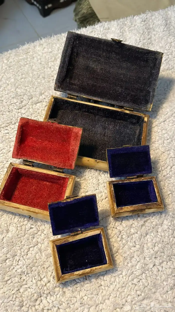 صناديق عاج قديمه شغل يدوي 2