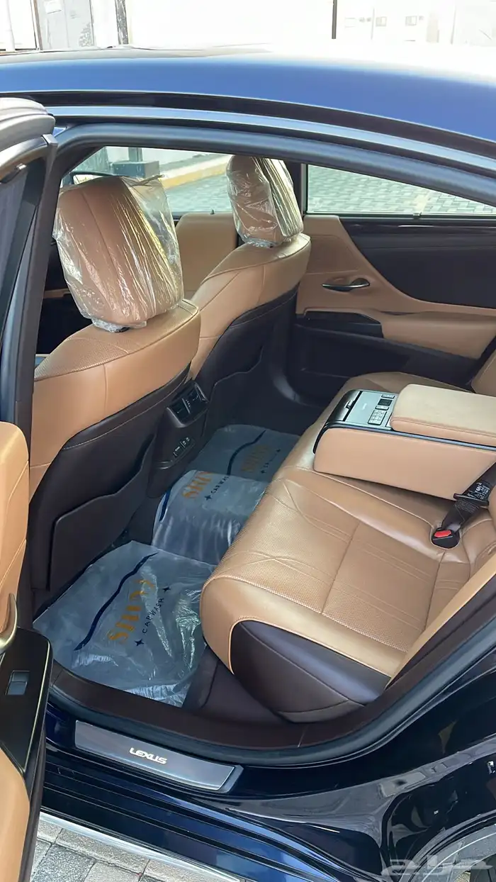 لكزس ES 350 CC 2019 22