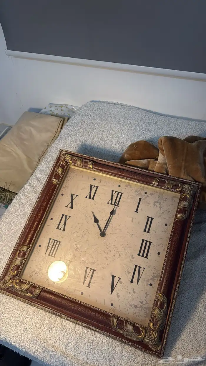 لوحات فنتج كلاسيك قديمة و ساعة باريس 0