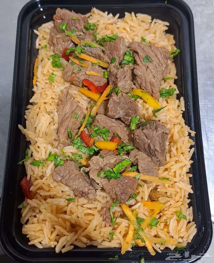 وجبة غداء متكاملة ومغذية  مصممة خصيص ا للعمالة في المشاريع 7