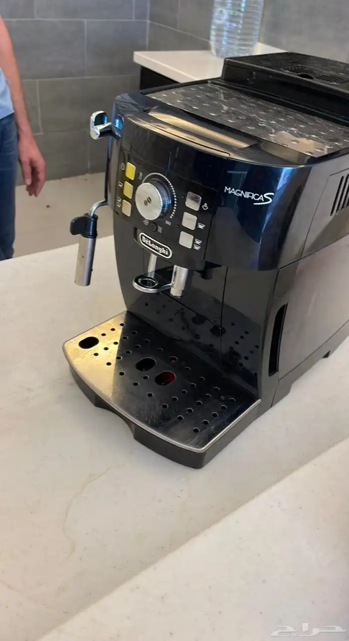 delonghi coffee machine good condition 0