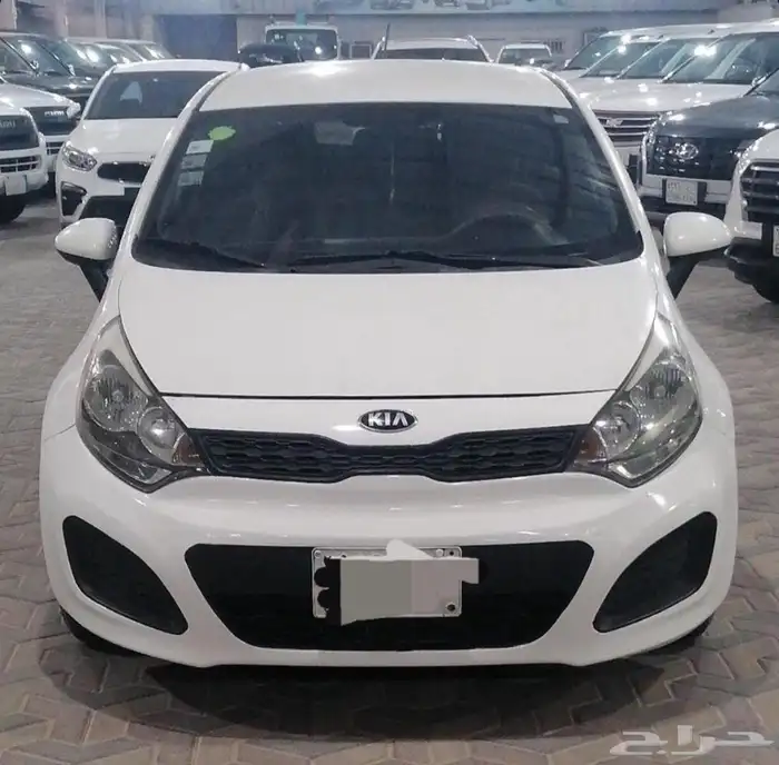 كياء ريو هاتشباك 2015 4