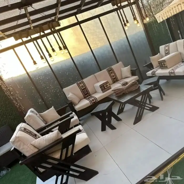 جلسات خارجيه حديد و خشب تفصيل حسب الطلب والاسعار مناسبه إن ش 8