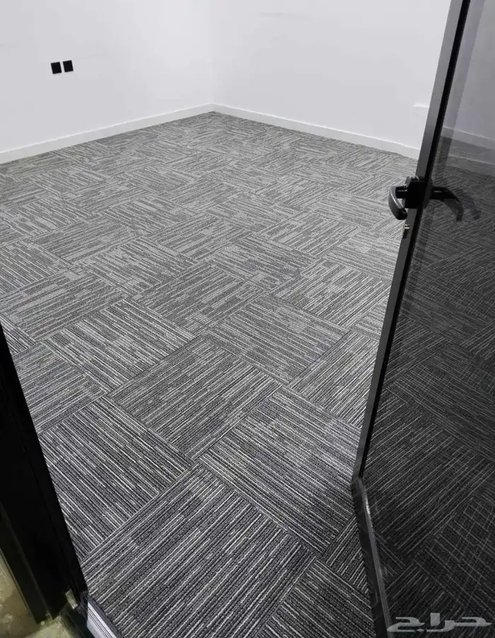 ديكورات  شيبورد خشب جبس فرش مكاتب بلاطات 15