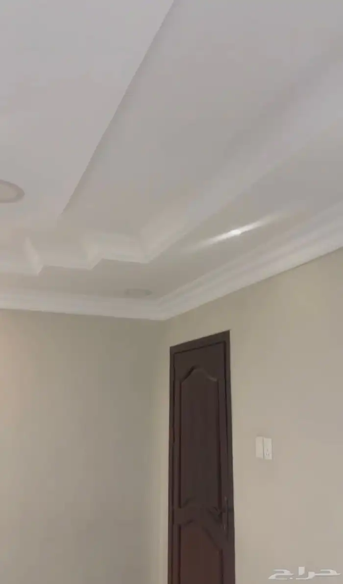 للبيع عمارة استثمارية بحي المنار 7